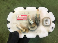燃料ポンプ SUBARU LEGACY OEM 42021AE000 42022AE000 BH5 2001 EJ202