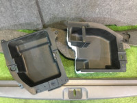 Revestimento da bagageira SUBARU LEGACY OEM 95066AE000OC 95073AE000OC 95067AE000OC 95067AE010OC 94047AE000AC BH5 2001 Silver 01G