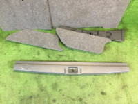 Revestimento da bagageira SUBARU LEGACY OEM 95066AE000OC 95073AE000OC 95067AE000OC 95067AE010OC 94047AE000AC BH5 2001 Silver 01G
