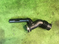 Патрубок воздушного фильтра SUBARU LEGACY OEM 14457AA320 BH5 2001 EJ202