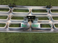 中网 SUBARU LANCASTER OEM 91121AE260 BHE 2002 white pearl 07C