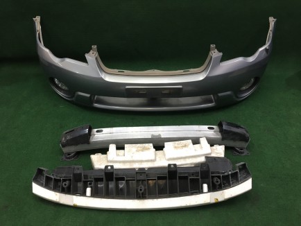 Бампер передний 57703AG170LY 57712AG000 57712AG310 SUBARU OUTBACK