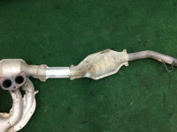 エキゾーストマニホールド SUBARU OUTBACK OEM 44105AG040 44105AG050 44105AG051 BP9 2004 EJ253
