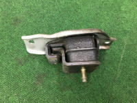 Right engine mount SUBARU OUTBACK OEM 41031AA110 41022FA000 BP9 2004 EJ253