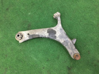 右前摆臂 20202AG001 20202AG080 SUBARU OUTBACK