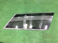 Стекло багажника правое 65210AG120 SUBARU OUTBACK