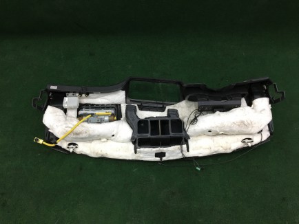 Торпедо SUBARU OUTBACK OEM 66040AG000 66040AG001 BP9 2004 Green 3M1