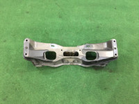 Балка передняя 20101AG001 20101AG002 SUBARU OUTBACK