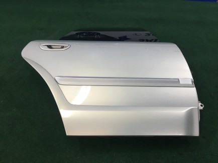ประตูหลังขวา SUBARU OUTBACK OEM 60409AG0409P 60409AG0419P BP9 2004 Gold 39J