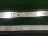 Embellecedores de faldón SUBARU OUTBACK OEM 94060AG070 94060AG080 BP9 2004 Gold 39J