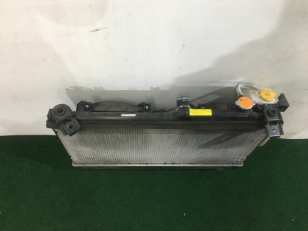 หม้อน้ำ SUBARU OUTBACK OEM 45111AG000 45111AG001 BP9 2004 EJ253