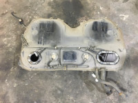 Бензобак 42120FA160 SUBARU LEGACY