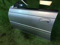 Puerta delantera izquierda SUBARU LEGACY OEM 61100AC011 61100AC031 BG5 1998 Silver 406