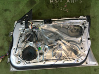 Porta dianteira direita SUBARU LEGACY OEM 61100AC001 61100AC021 BG5 1998 Silver 406