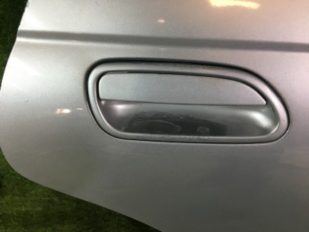 Right rear door SUBARU LEGACY OEM 61400AC300 61400AC320 BG5 1998 Silver 406