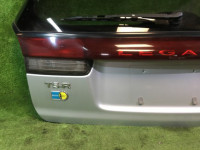 ประตูท้าย SUBARU LEGACY OEM 61700AC000 BG5 1998 Silver 406