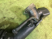 Патрубок воздушного фильтра SUBARU LEGACY OEM 14457AA220 BG5 1998 EJ20D