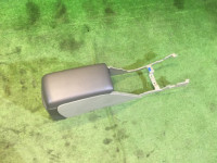 Бардачок подлокотник 92111AE010AD SUBARU LANCASTER