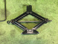 Домкрат SUBARU LANCASTER OEM 97030AC061 BHE 2001