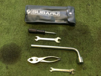 Набор инструментов 97010AA020 97010AA010 SUBARU LANCASTER