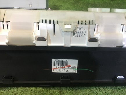 Instrument cluster SUBARU LANCASTER OEM 85020AE210 BHE 2001 EZ30