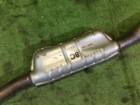 Средняя часть глушителя SUBARU LANCASTER OEM 44200AE080 BHE 2001 EZ30