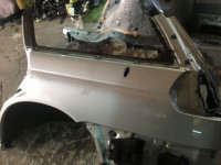 Guarda-lamas traseiro esquerdo SUBARU LEGACY OEM 51410AC491 51410AC492 BG5 1996 Silver 407