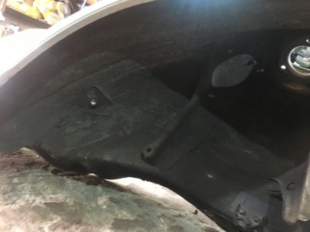 Guarda-lamas traseiro esquerdo SUBARU LEGACY OEM 51410AC491 51410AC492 BG5 1996 Silver 407