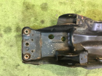 托梁 задняя SUBARU GRAND WAGON OEM 20151AC050 BG9 1998 EJ25DD