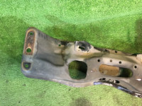 คานหน้า SUBARU GRAND WAGON OEM 20100AC020 20100AC021 BG9 1998 EJ25DD