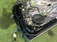 ประตูหน้าขวา SUBARU GRAND WAGON OEM 61100AC001 61100AC021 BG9 1998 Black 6L3