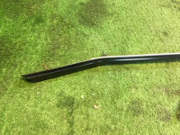 左サイドウインドウモール SUBARU GRAND WAGON OEM 91012AC000 91013AC000 91011AC100 91012AC010 BG9 1998 Black 6L3