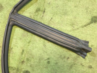 左车门密封条 SUBARU GRAND WAGON OEM 62710AC110 BG9 1998 Black 6L3