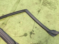 左车门密封条 SUBARU GRAND WAGON OEM 62710AC110 BG9 1998 Black 6L3