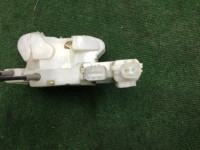 Замок двери передний левый SUBARU OUTBACK OEM 61031AG010 61031AG011 BP9 2004 Green 3M1