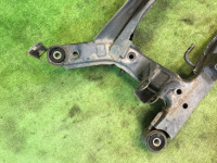 Travesaño задняя SUBARU LANCASTER OEM 20152AE000 BH9 1998 EJ254