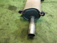 消音鼓 SUBARU LANCASTER OEM 44300AE120 BH9 1998 EJ254