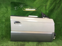 Дверь передняя правая 61011AE020 61188AE000 91111AE040MF 60009AE040 SUBARU LANCASTER