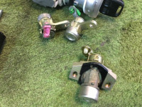 锁芯套装 SUBARU LANCASTER OEM 57491AE000 BH9 1998 Beige 8L5