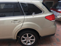 Aleta trasera izquierda SUBARU OUTBACK OEM 51439AJ0309P BRF 2009 gold D6H