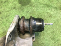 ยางแท่นเครื่องซ้าย SUBARU OUTBACK OEM 41032AJ060 41022AJ040 BRF 2009 EZ36