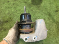 Подушка двс правая SUBARU OUTBACK OEM 41022AJ040 41032AJ050 BRF 2009 EZ36