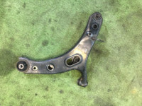 Рычаг передний правый SUBARU OUTBACK OEM 20202AJ000 20204AJ010 BRF 2009 EZ36