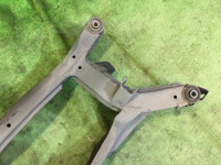 Crossmember задняя SUBARU LEGACY OEM 20152AE000 BH5 1998 EJ208