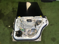 右后门 SUBARU LEGACY OEM 60400AE120 62280AE000 BH5 1998 Whait 51E