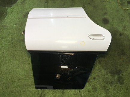 右后门 SUBARU LEGACY OEM 60400AE120 62280AE000 BH5 1998 Whait 51E