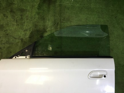 左前门 SUBARU LEGACY OEM 60009AE010 61280AE010 BH5 1998 Whait 51E