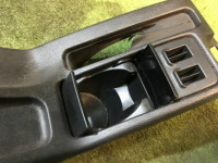 Cup holder SUBARU LEGACY OEM 92132AE000ML 66150AE020ML BH5 1998 Whait 51E