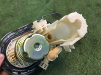 フューエルポンプハウジング SUBARU LANCASTER OEM 42021AE000 42021AE001 BH9 1998 EJ254
