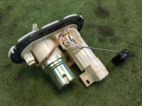 フューエルポンプハウジング SUBARU LANCASTER OEM 42021AE000 42021AE001 BH9 1998 EJ254
